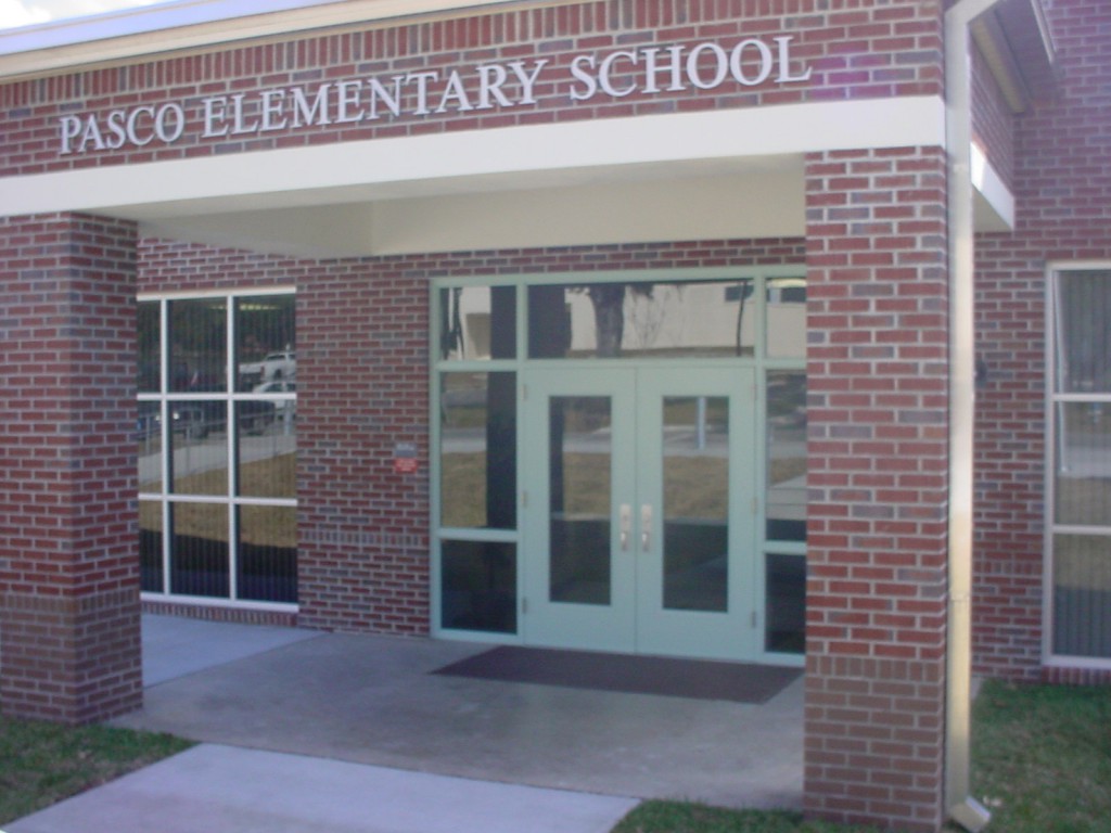 Pasco Elementary School Front